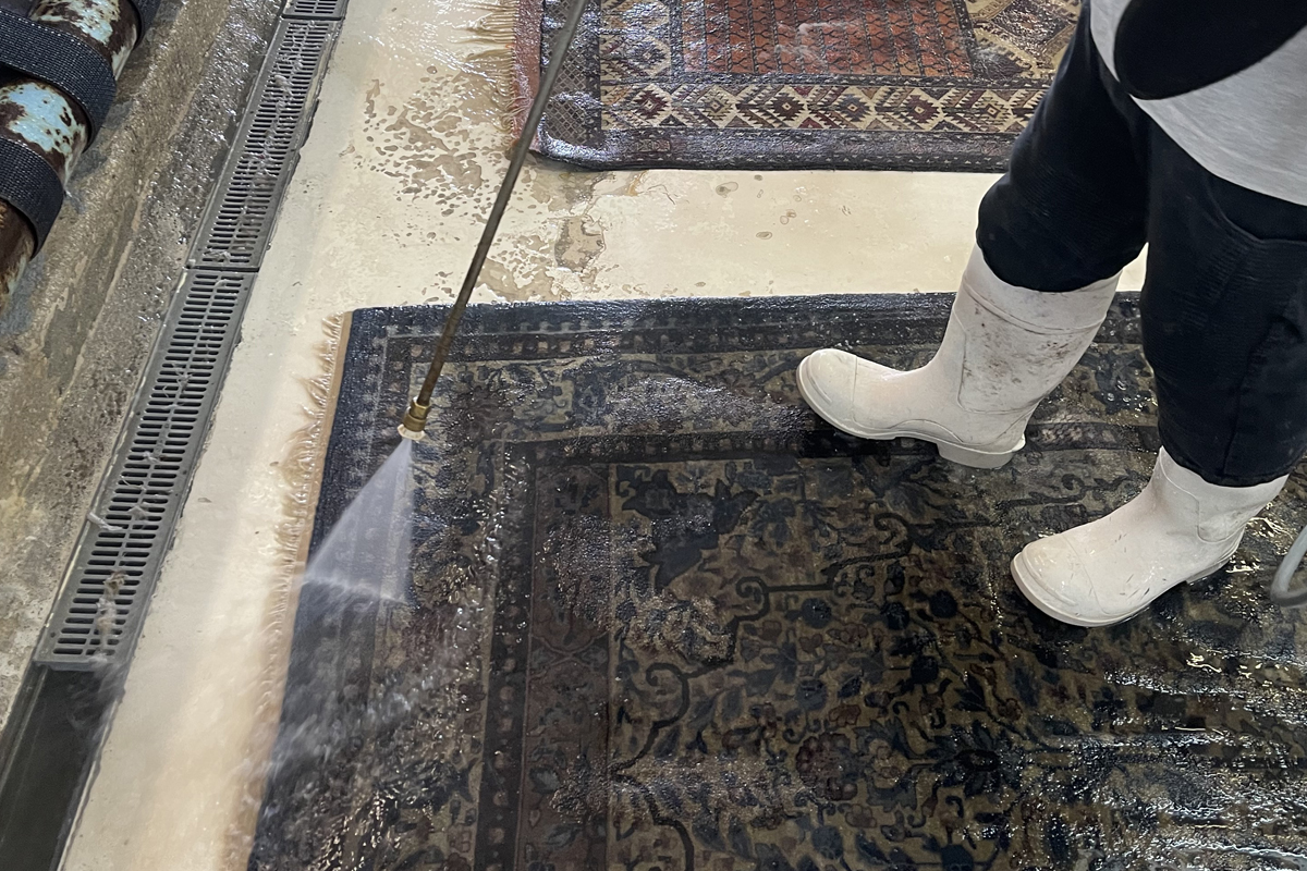 Antique Rug Cleaning Services